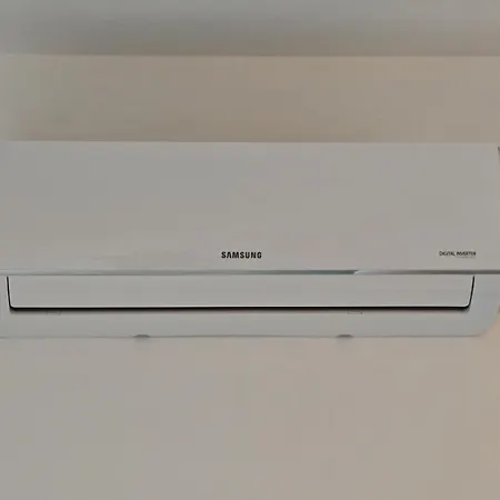 Fabius 12 Caesars & شقة *